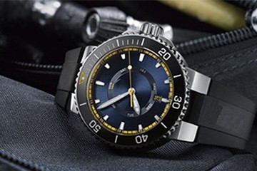 大连欧米茄表进水了维修