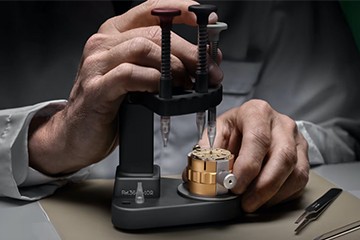 大连欧米茄表售后清洗保养