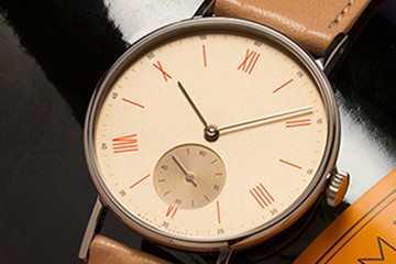 大连欧米茄自动机械表为什么走快